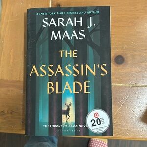 The Assassin's Blade by Sarah J Maas